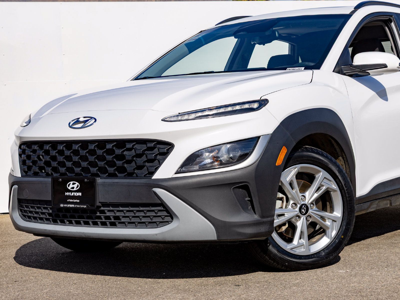 Used 2022 Hyundai Kona SEL w/ Convenience Package AWD/4WD image 2