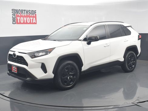 Used 2021 Toyota RAV4 LE FWD image 8