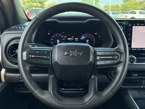 Used 2024 Chevrolet Colorado Trail Boss AWD/4WD image 13