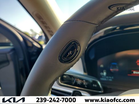 Used 2024 Lincoln Corsair FWD image 23