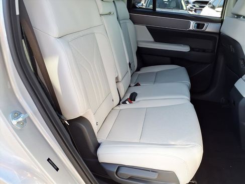 New 2026 Hyundai Santa Fe SEL image 9