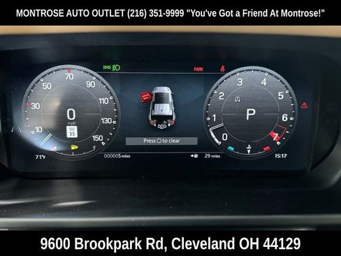 New 2025 Land Rover Defender 110 X-Dynamic SE image 15