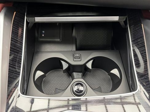 New 2026 BMW X6 xDrive40i w/ Executive Package image 18