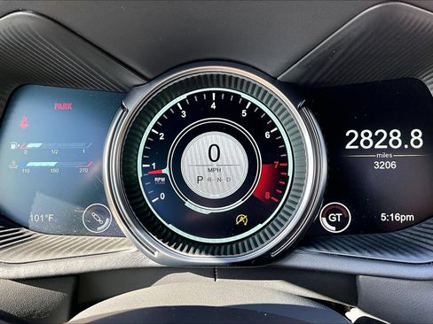 Used 2023 Aston Martin DB11 Coupe RWD image 18