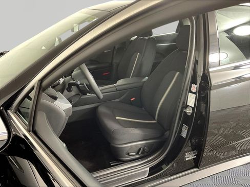 Used 2025 Hyundai Sonata SEL FWD image 21