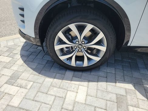 New 2026 Land Rover Discovery Sport Landmark AWD/4WD image 13