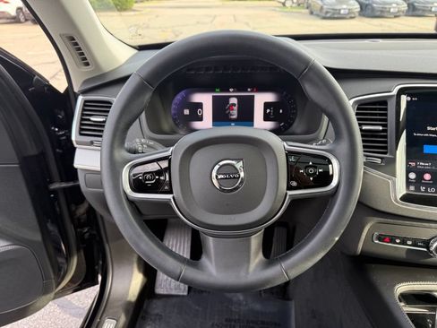 Used 2023 Volvo XC90 B5 Core w/ Protection Package Premier AWD/4WD image 12