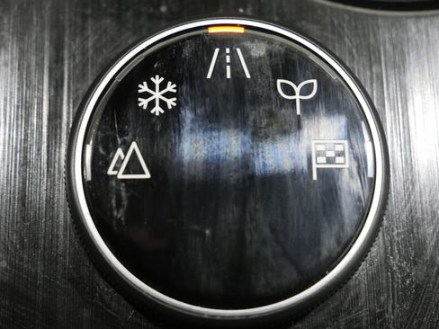 Used 2023 Nissan Rogue SV image 21