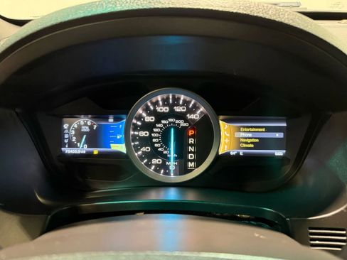 Used 2013 Ford Explorer XLT image 18