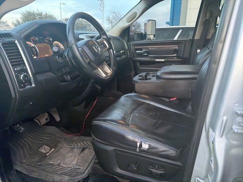 Used 2018 RAM 3500 Laramie w/ Protection Group image 20