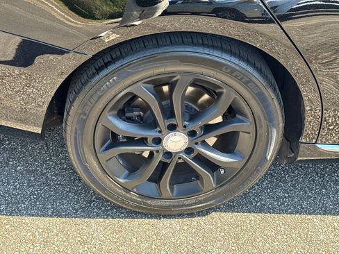 Used 2016 Mercedes-Benz C 300 Sedan w/ Multimedia Package image 17