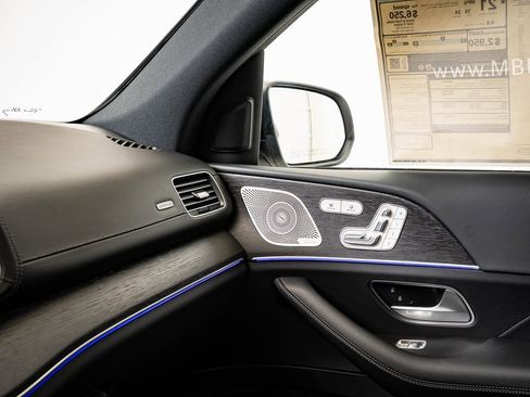 New 2026 Mercedes-Benz GLS 450 4MATIC image 34