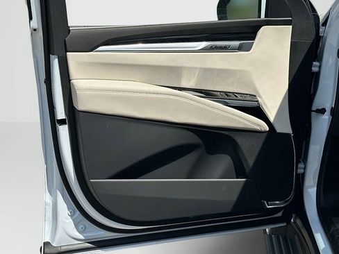 New 2026 Cadillac Escalade Sport w/ Touring Package image 8