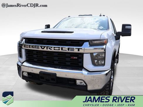 Used 2020 Chevrolet Silverado 2500 LT w/ Texas Edition AWD/4WD image 3