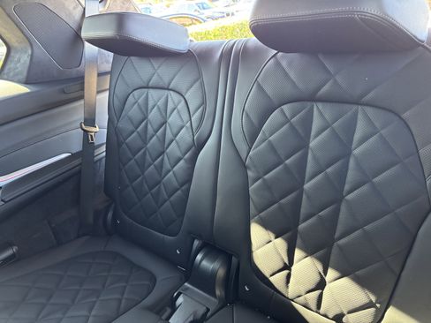 Used 2026 BMW X7 xDrive40i w/ M Sport Package image 34