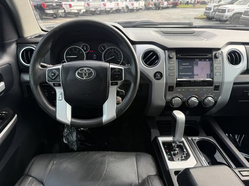 Used 2015 Toyota Tundra SR5 w/ SR5 Upgrade Package image 16