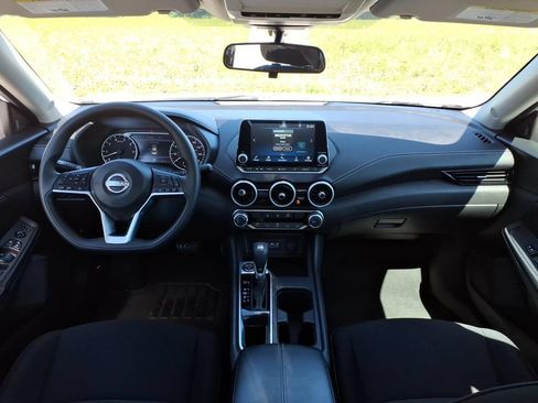 Used 2024 Nissan Sentra SV FWD image 23