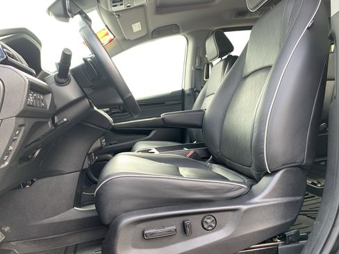 Used 2024 Honda Odyssey Elite image 27