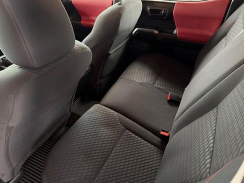 Used 2021 Toyota Tacoma SR5 image 12