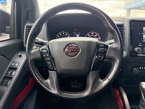 Used 2022 Nissan Frontier PRO-4X w/ Off-Road Protection Package image 15