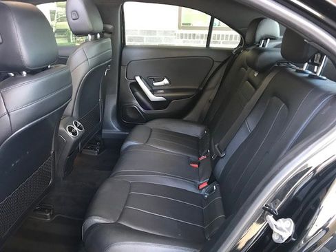 Used 2019 Mercedes-Benz A 220 4MATIC image 7