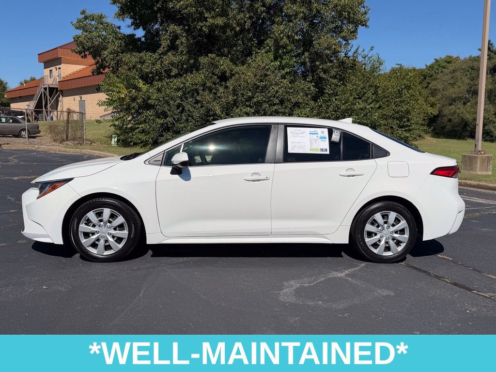Used 2022 Toyota Corolla LE FWD image 4