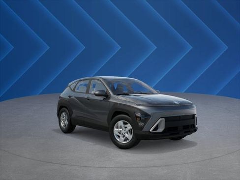 New 2026 Hyundai Kona SE image 2