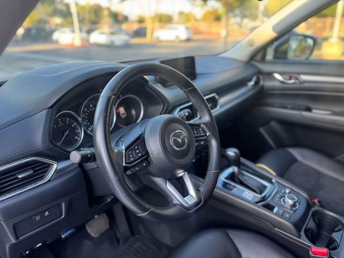 Used 2018 MAZDA CX-5 Touring image 9