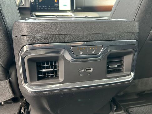 Used 2024 GMC Sierra 1500 Denali w/ Denali Reserve Package image 35