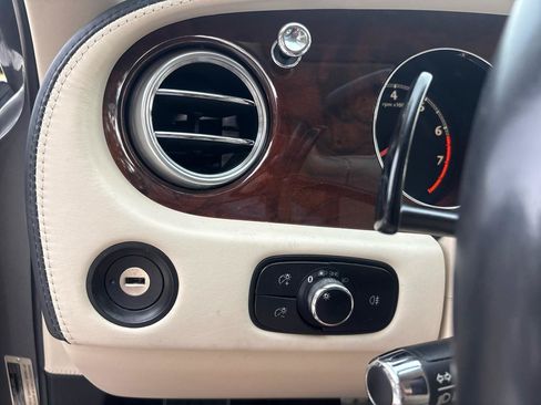 Used 2009 Bentley Flying Spur Flying Spur AWD/4WD image 14