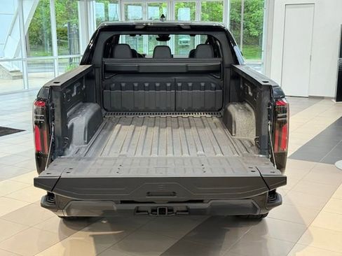 New 2025 GMC Sierra EV Denali image 37