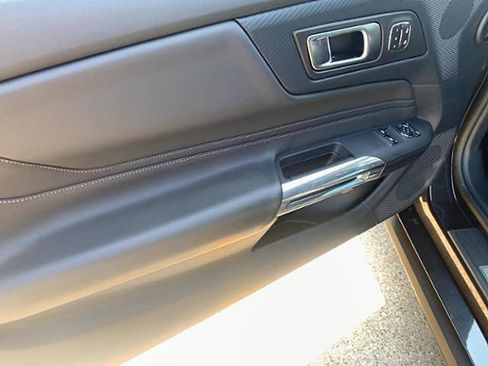 Used 2024 Ford Mustang Premium image 19