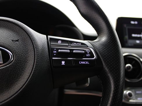 Used 2019 Kia Stinger GT1 image 37