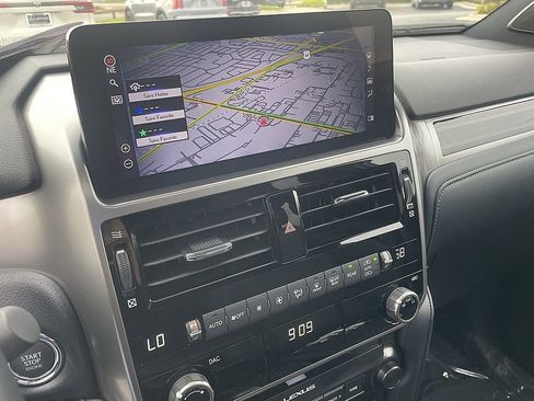 Used 2023 Lexus GX 460 Premium w/ Premium Plus Package AWD/4WD image 16
