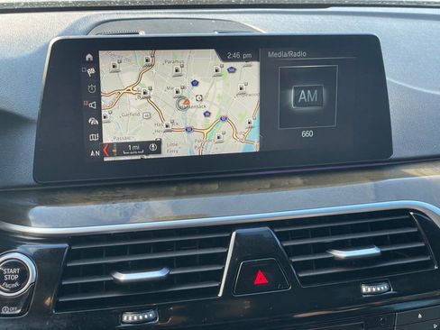 Used 2018 BMW 530i w/ Premium Package RWD image 15