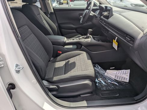 New 2026 Honda HR-V LX image 34