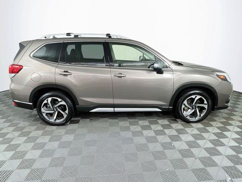 Certified 2023 Subaru Forester Touring AWD/4WD image 11