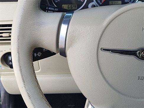 Used 2005 Chrysler Crossfire Limited image 12