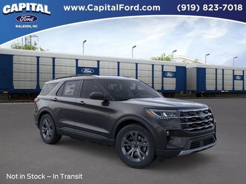 New 2026 Ford Explorer Active w/ Active Comfort Package AWD/4WD image 7