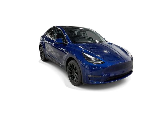 Certified 2023 Tesla Model Y Long Range AWD/4WD image 8
