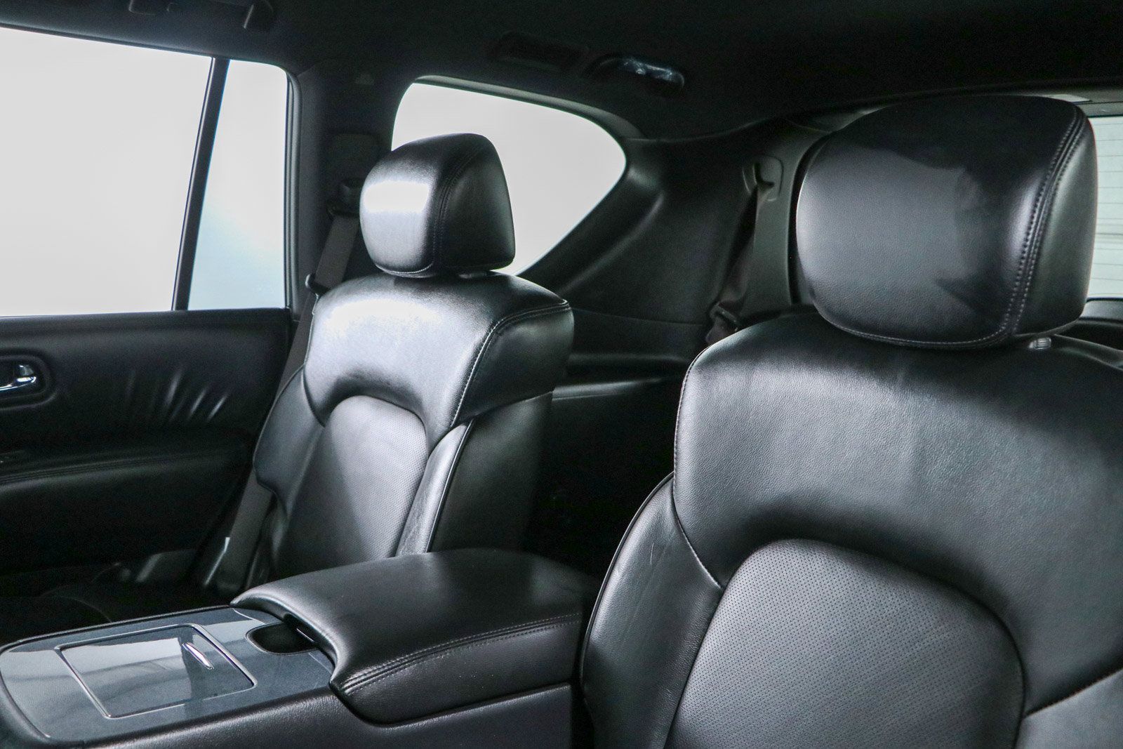 Used 2024 Nissan Armada SL w/ Midnight Edition Package AWD/4WD image 26