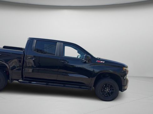 Used 2019 Chevrolet Silverado 1500 LT Trail Boss AWD/4WD image 30