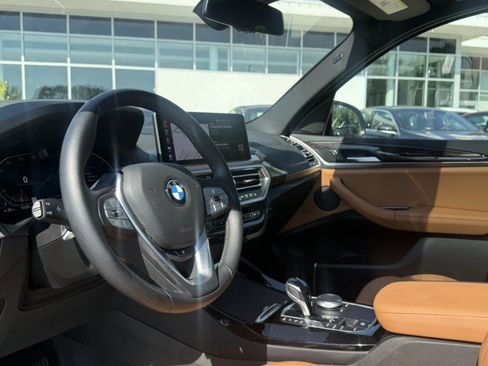 Used 2024 BMW X3 sDrive30i w/ Premium Package RWD image 12