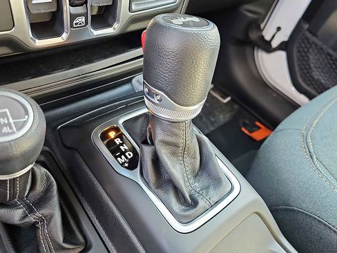 New 2026 Jeep Wrangler Unlimited Sport image 10