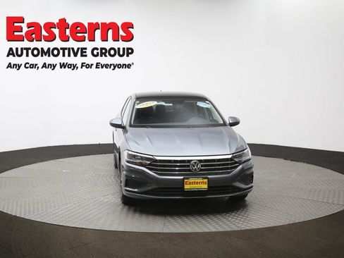 Used 2021 Volkswagen Jetta SE w/ SE Cold Weather Package image 51