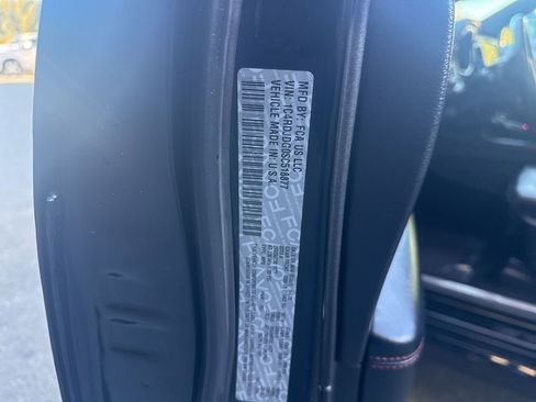 Used 2025 Dodge Durango GT image 25