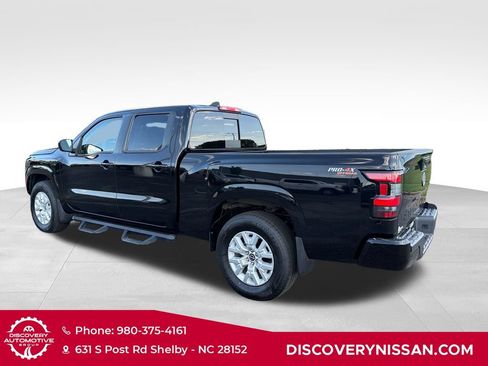 Certified 2023 Nissan Frontier SV w/ Technology Package AWD/4WD image 8