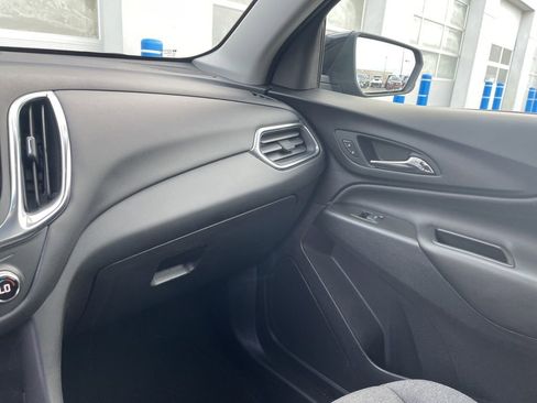Used 2024 Chevrolet Equinox LT AWD/4WD image 18