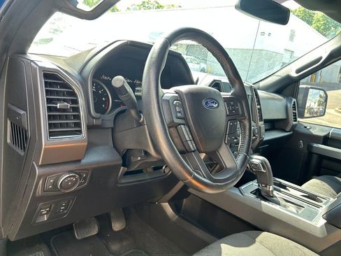 Used 2018 Ford F150 XLT w/ Equipment Group 302A Luxury image 9