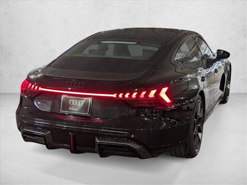 New 2026 Audi RS e-tron GT performance image 2